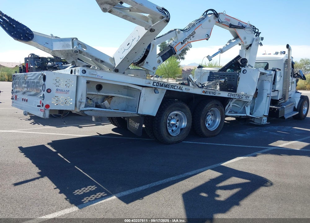 2024 KENWORTH T880 VIN: 1NKZLP0X4RJ370281