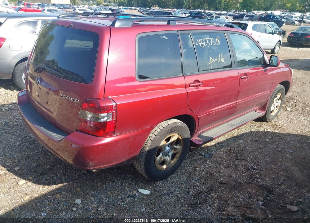 2005 TOYOTA HIGHLANDER VIN: JTEGD21A650117364