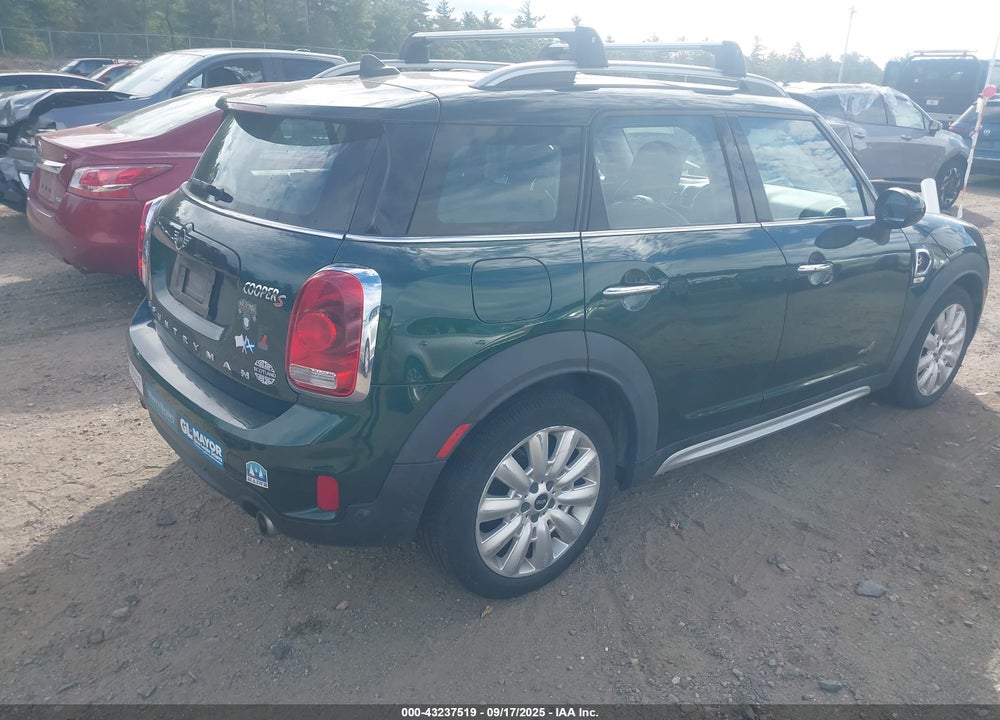 2019 MINI COUNTRYMAN COOPER S VIN: WMZYT5C53K3G93732