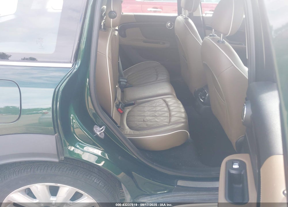 2019 MINI COUNTRYMAN COOPER S VIN: WMZYT5C53K3G93732