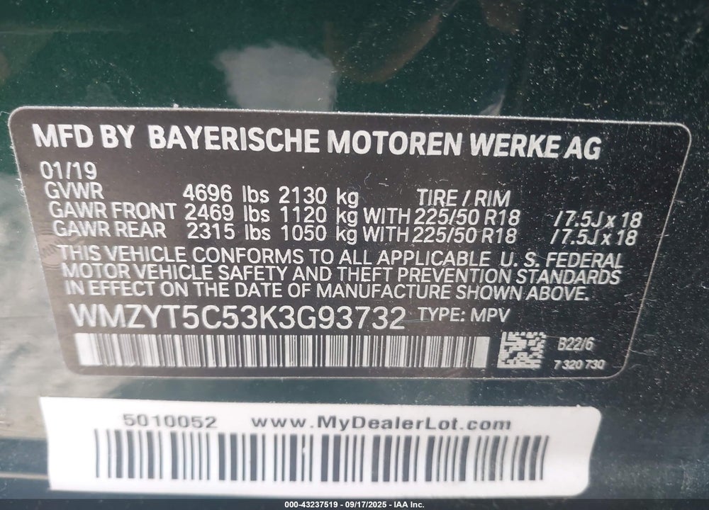 2019 MINI COUNTRYMAN COOPER S VIN: WMZYT5C53K3G93732