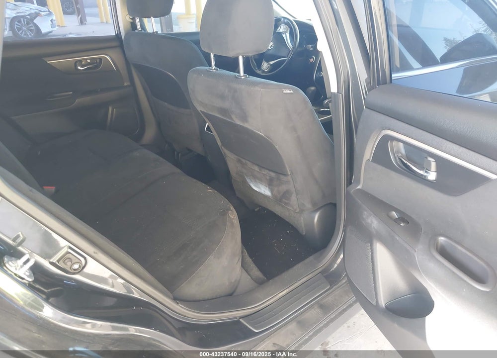 2015 NISSAN ALTIMA VIN: 1N4AL3AP0FC183521