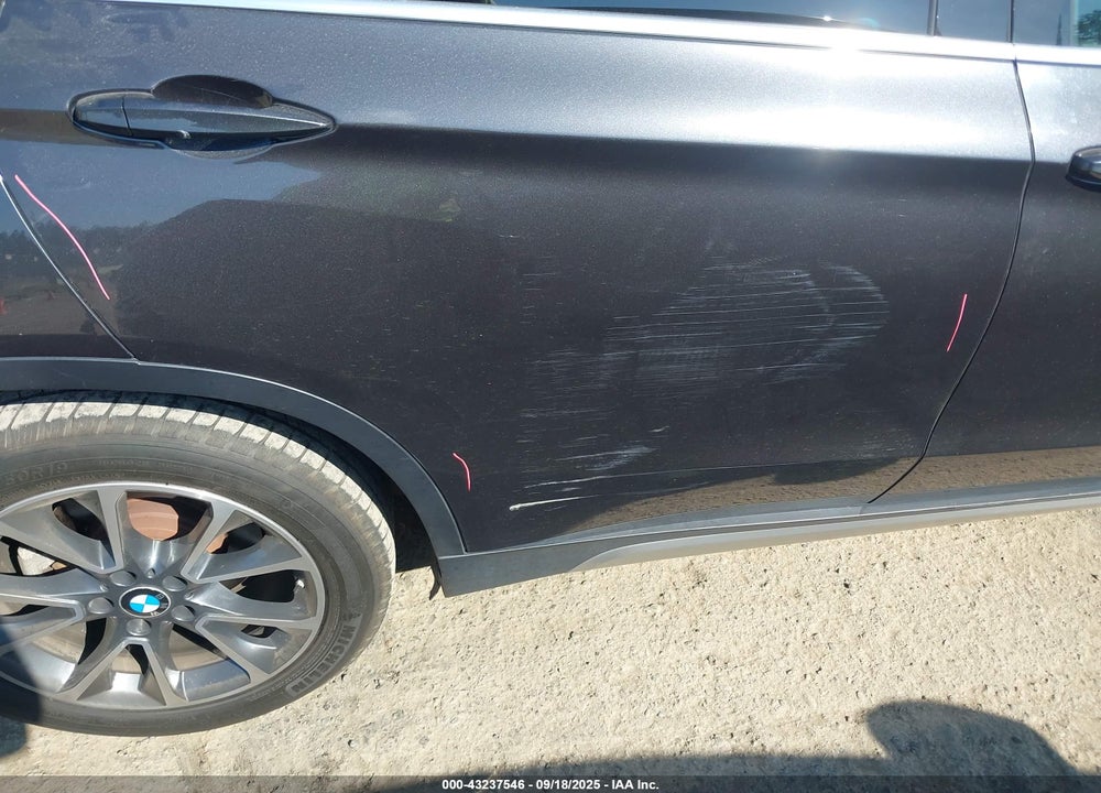 2018 BMW X5 VIN: 5UXKR0C52J0X87619
