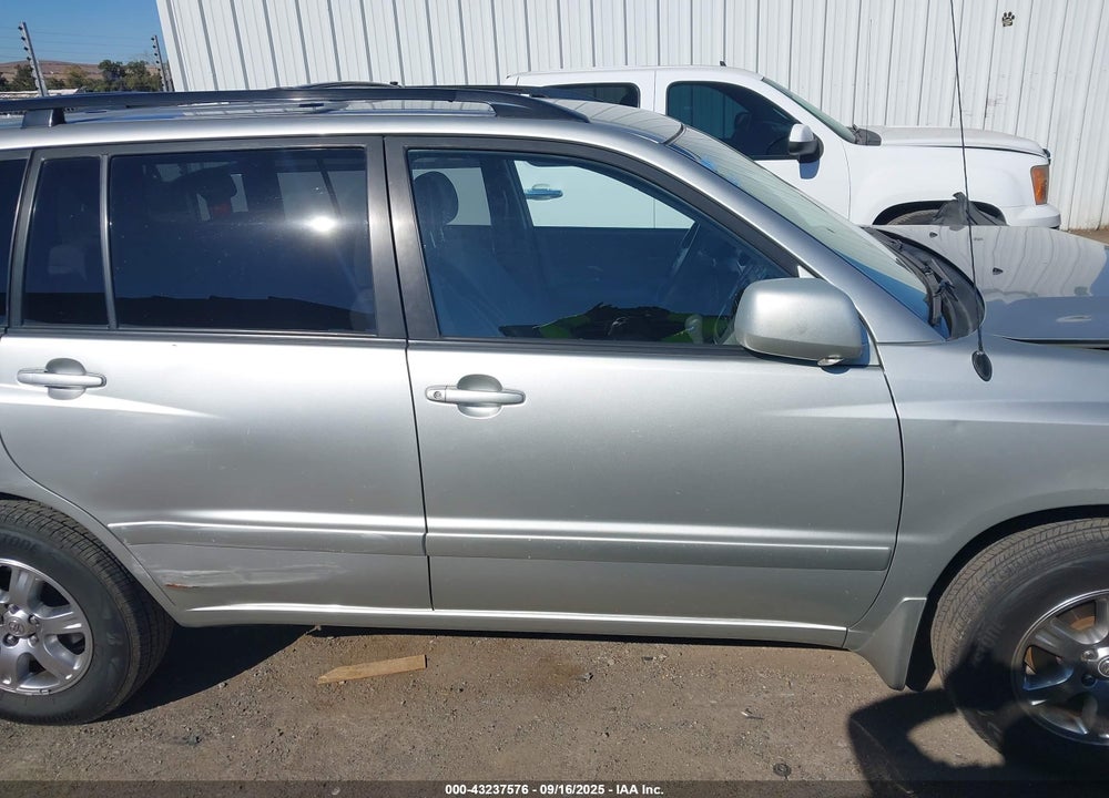 2006 TOYOTA HIGHLANDER V6 VIN: JTEGP21A560101181