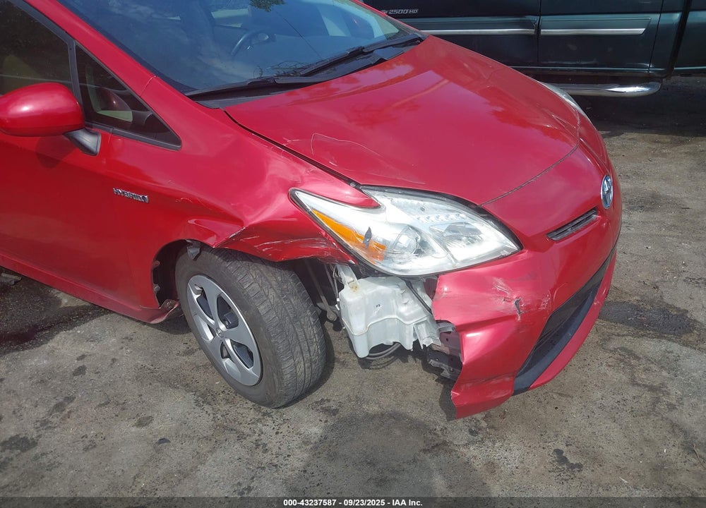 2013 TOYOTA PRIUS VIN: JTDKN3DU3D1733426
