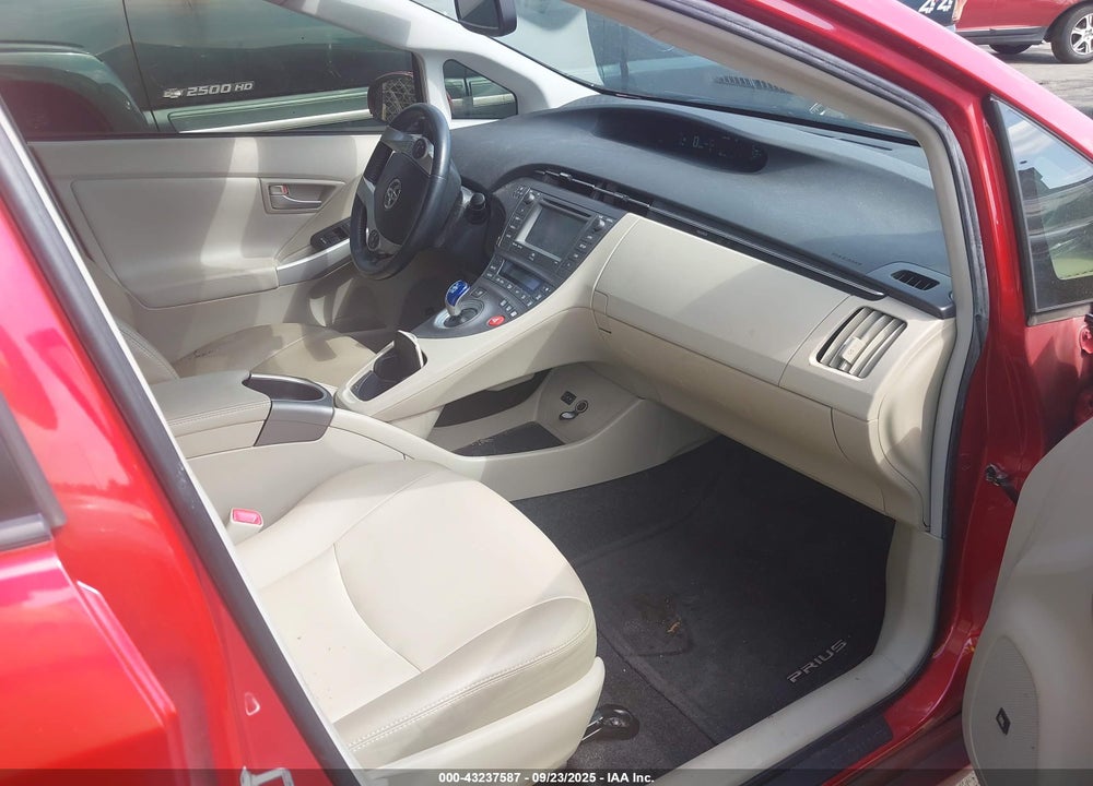 2013 TOYOTA PRIUS VIN: JTDKN3DU3D1733426