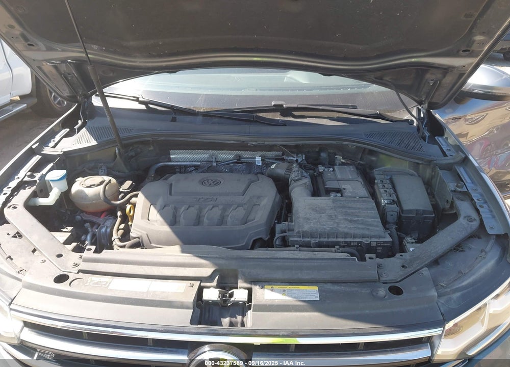 2022 VOLKSWAGEN TIGUAN 2.0T SEL R-LINE VIN: 3VV4B7AX0NM166962
