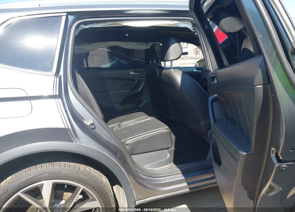 2022 VOLKSWAGEN TIGUAN 2.0T SEL R-LINE VIN: 3VV4B7AX0NM166962