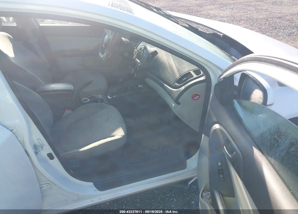 2011 KIA FORTE EX VIN: KNAFU4A2XB5366072
