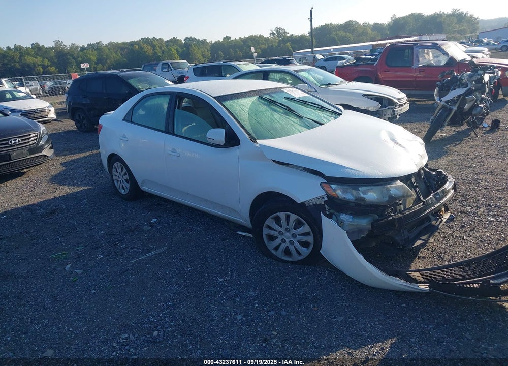 2011 KIA FORTE EX VIN: KNAFU4A2XB5366072