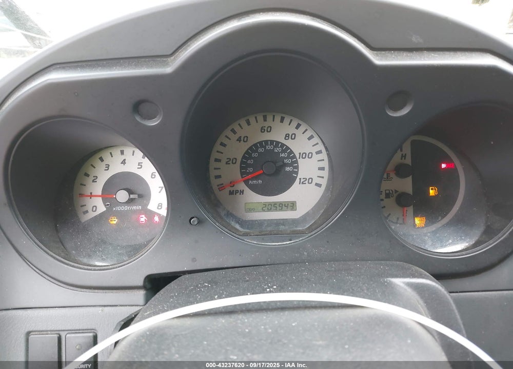 2004 NISSAN XTERRA XE VIN: 5N1ED28Y84C632129