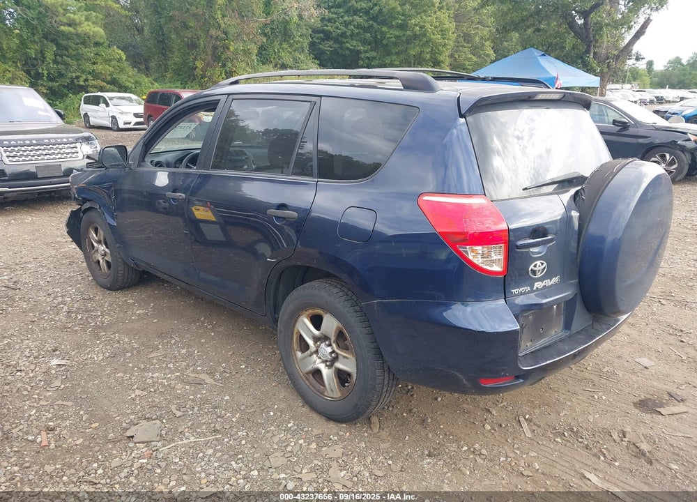 2007 TOYOTA RAV4 VIN: JTMBD35V075105900