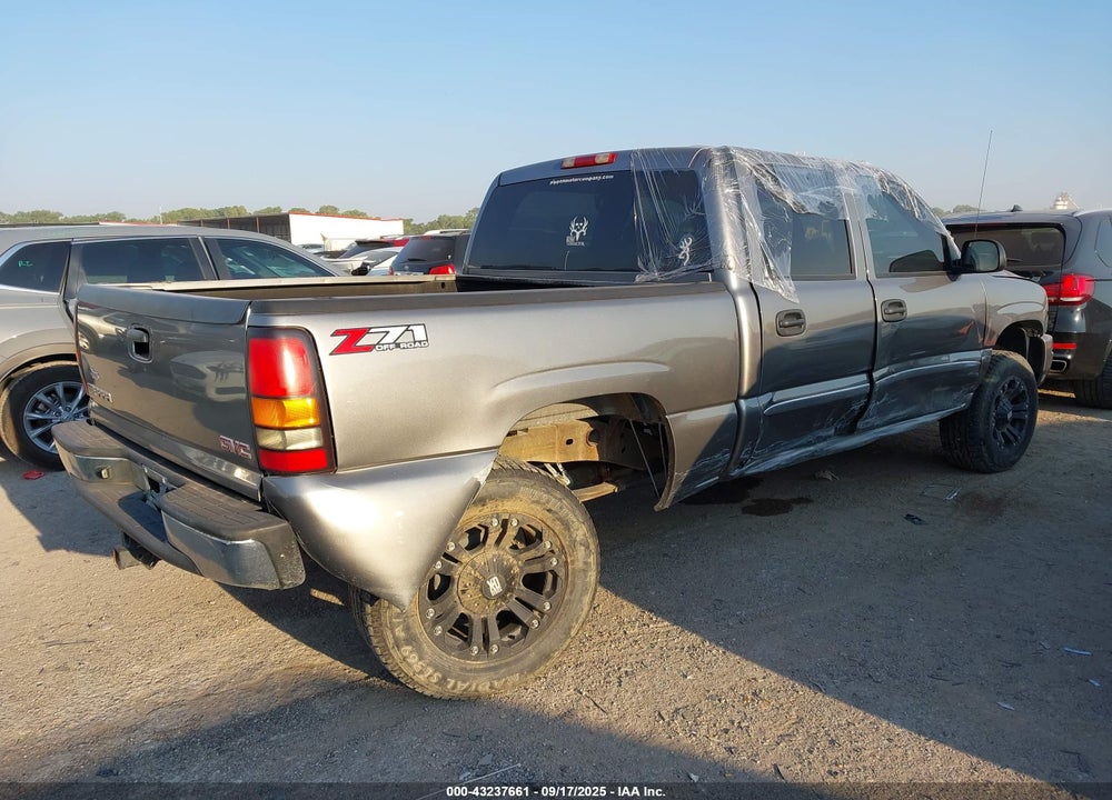2006 GMC SIERRA 1500 SLT VIN: 2GTEK13Z561338815