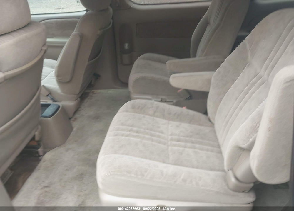 2001 TOYOTA SIENNA LE VIN: 4T3ZF13C81U345260
