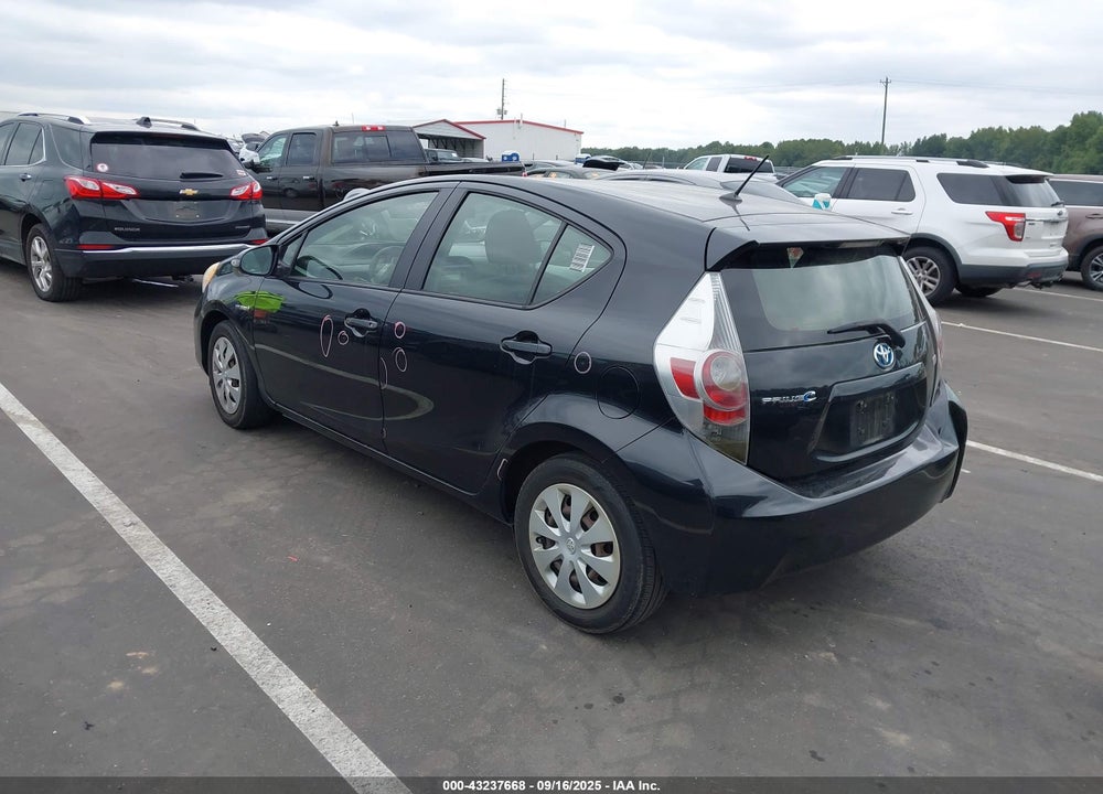 2013 TOYOTA PRIUS C VIN: JTDKDTB30D1535786