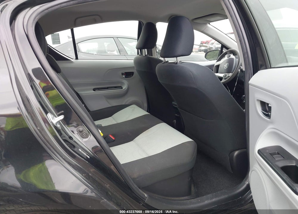 2013 TOYOTA PRIUS C VIN: JTDKDTB30D1535786