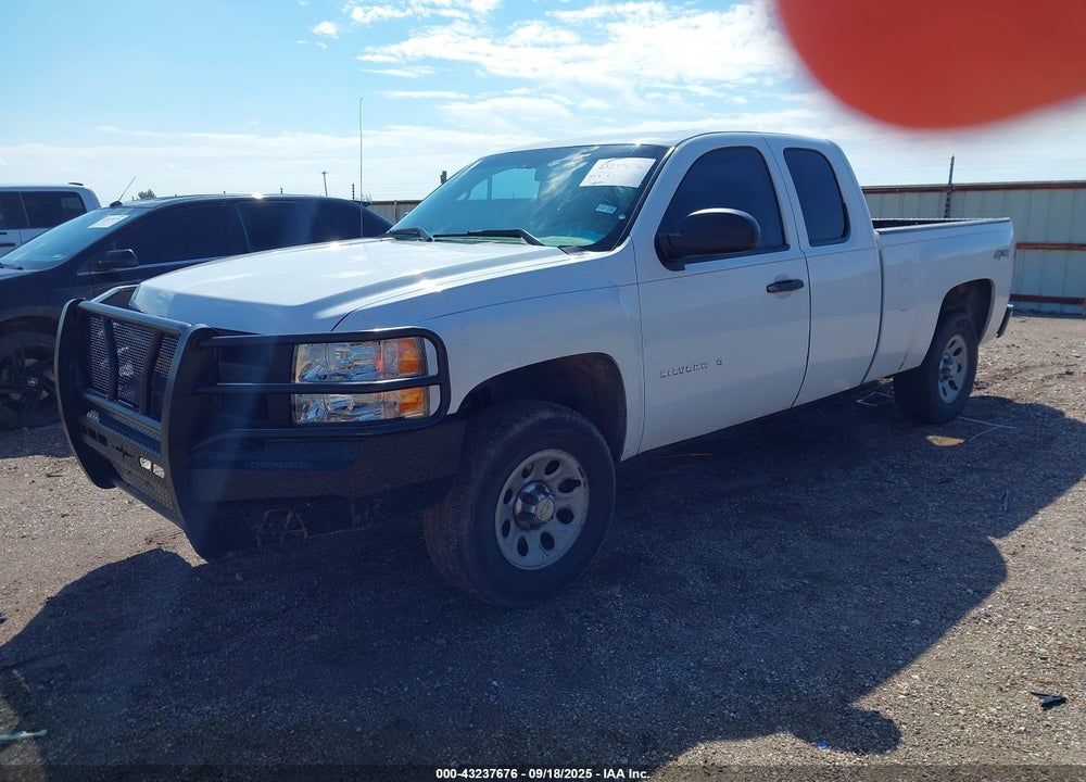 2013 CHEVROLET SILVERADO 1500 VIN: 1GCRKPE72DZ323418