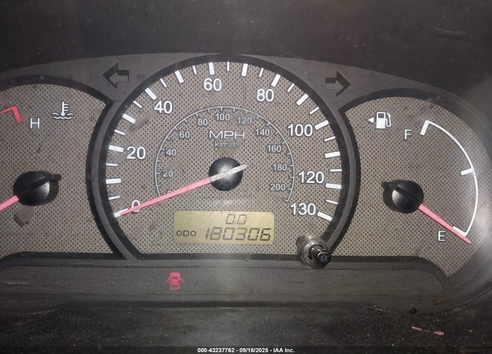 2004 HYUNDAI ACCENT VIN: KMHCF35C94U289597