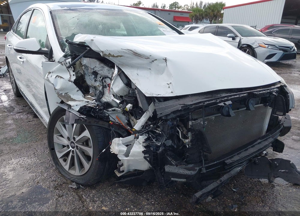 2017 HYUNDAI SONATA VIN: 5NPE34AF0HH524268