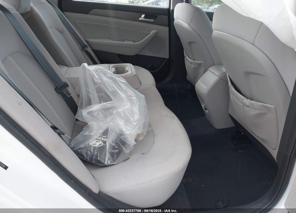 2017 HYUNDAI SONATA VIN: 5NPE34AF0HH524268