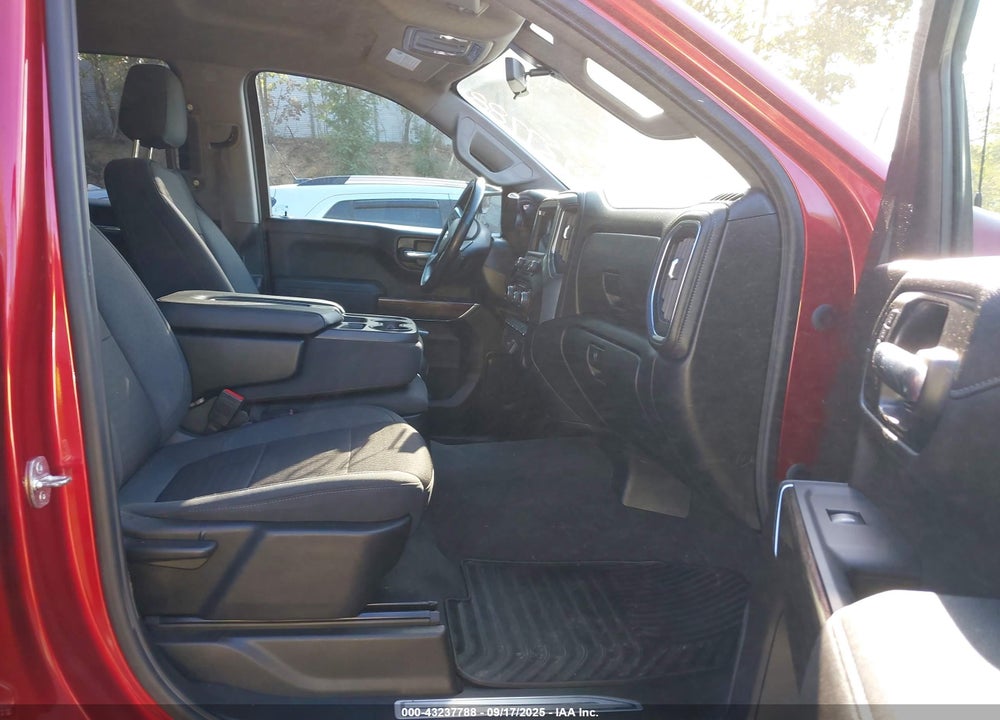2022 CHEVROLET SILVERADO 1500 VIN: 1GCUYDED1NZ125489