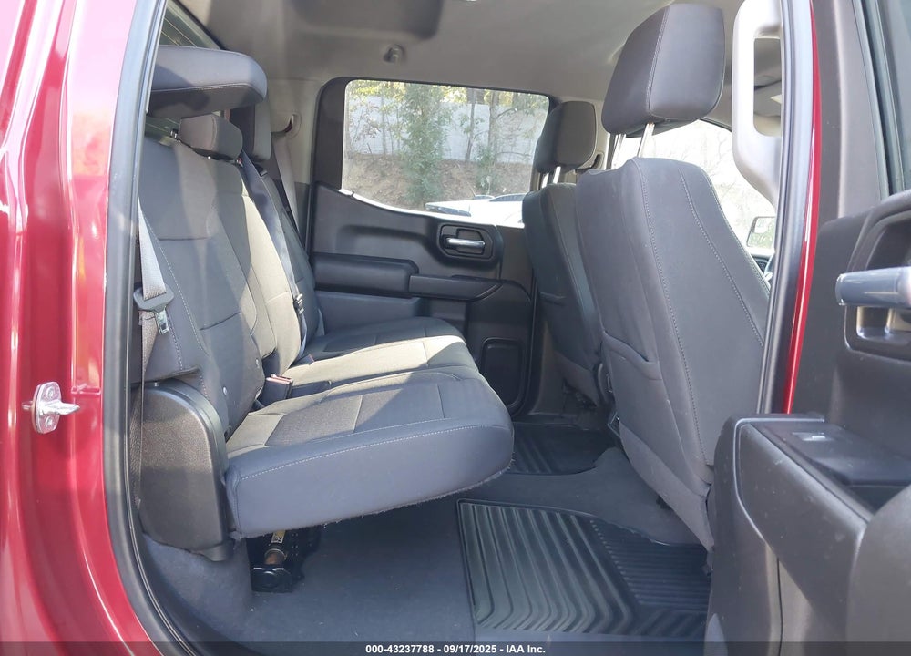 2022 CHEVROLET SILVERADO 1500 VIN: 1GCUYDED1NZ125489