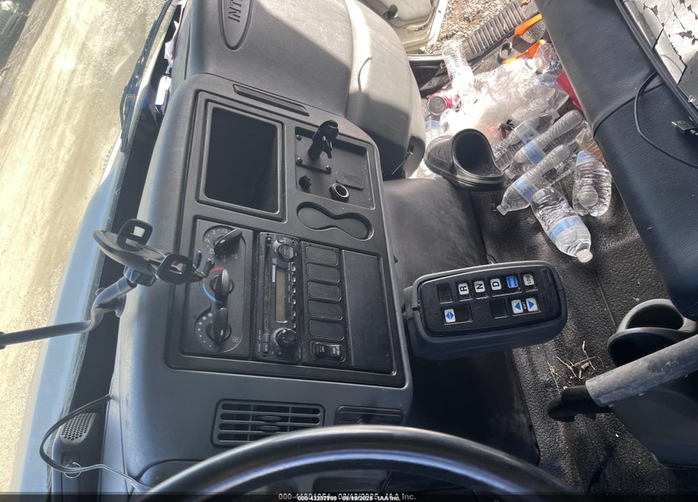 2007 INTERNATIONAL 4000 4300 VIN: 1HTMMAAM17H517478
