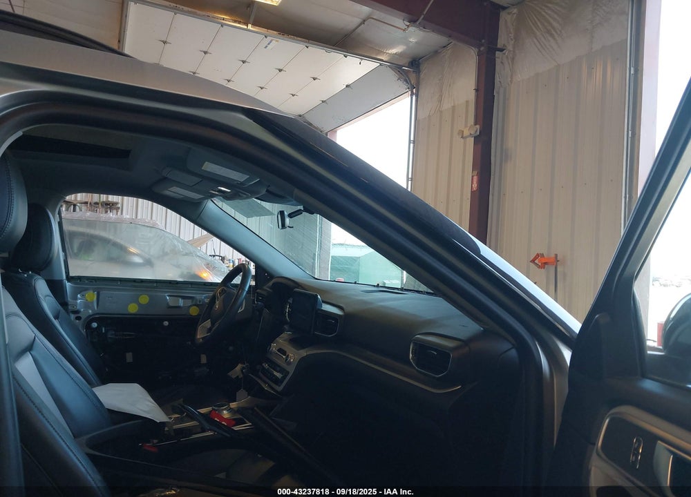 2023 FORD EXPLORER XLT VIN: 1FMSK8DH2PGB92150