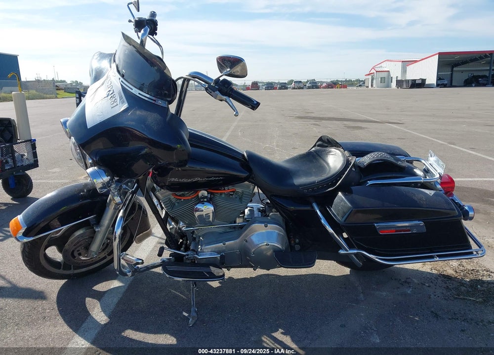 2002 HARLEY-DAVIDSON FLHT VIN: 1HD1DDV192Y642883