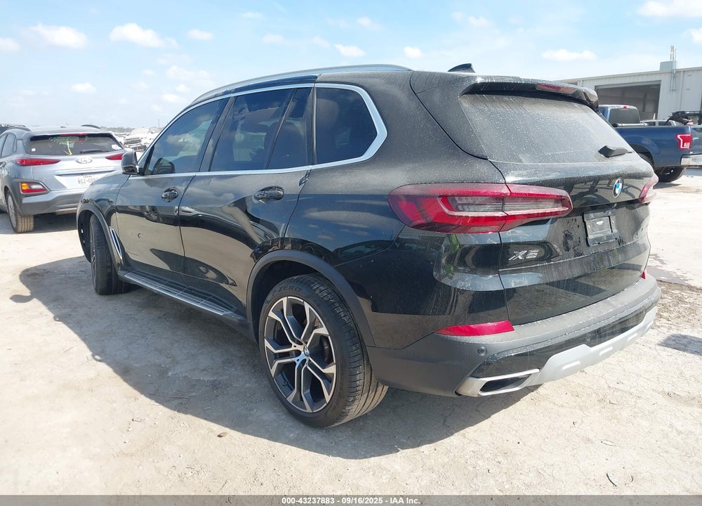 2022 BMW X5 VIN: 5UXCR4C01N9M36296