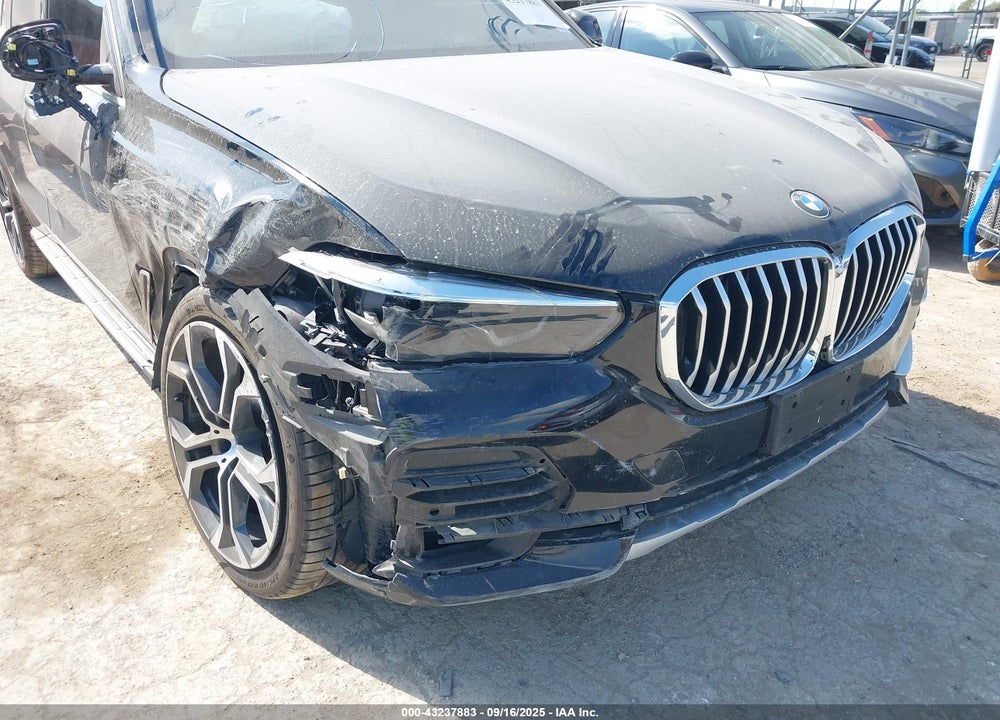 2022 BMW X5 VIN: 5UXCR4C01N9M36296
