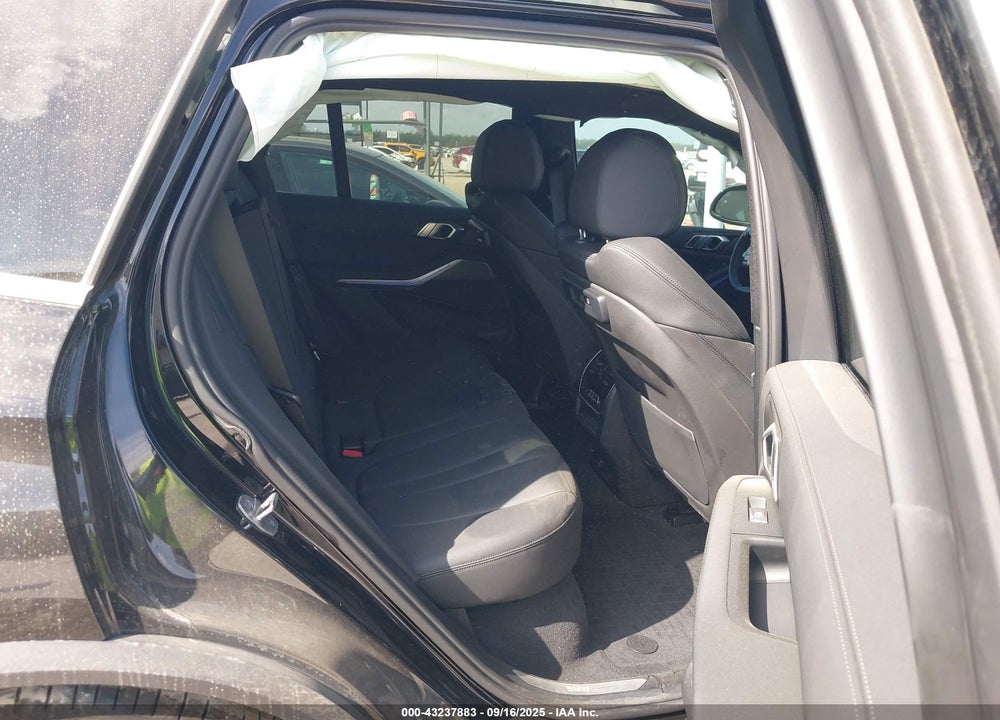 2022 BMW X5 VIN: 5UXCR4C01N9M36296