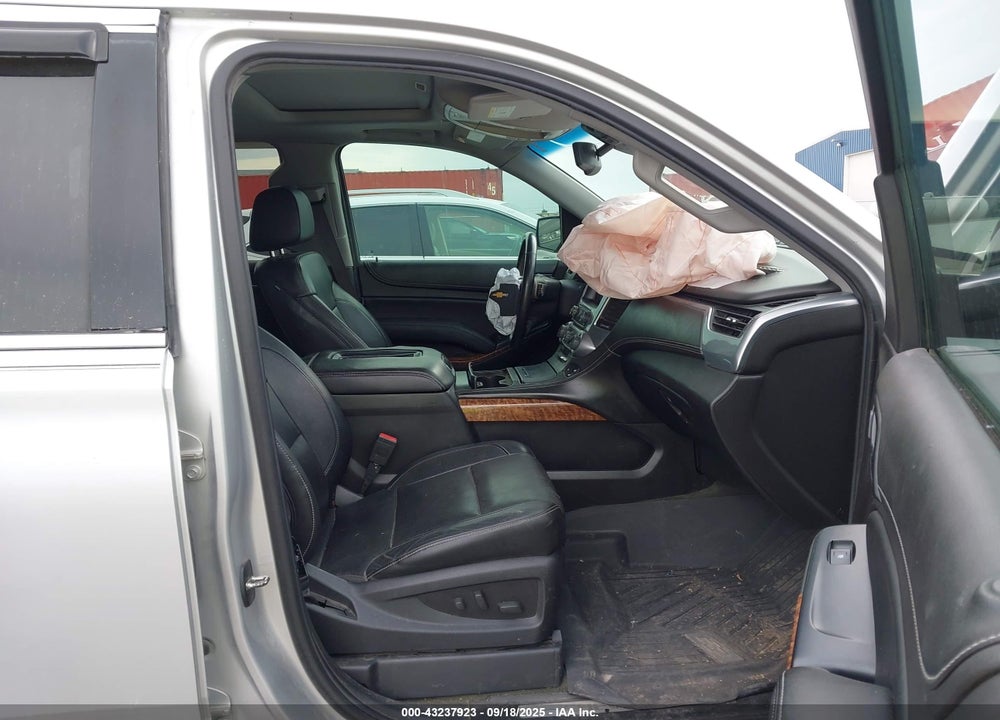 2015 CHEVROLET TAHOE LTZ VIN: 1GNSKCKCXFR160930