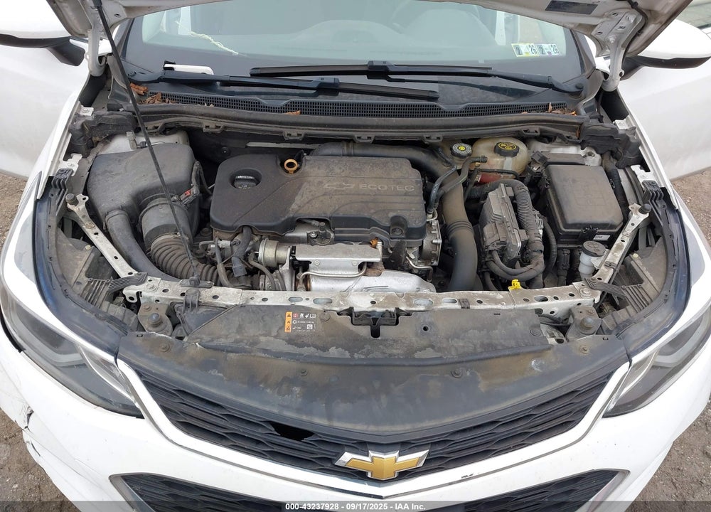 2017 CHEVROLET CRUZE VIN: 1G1BE5SM5H7247114