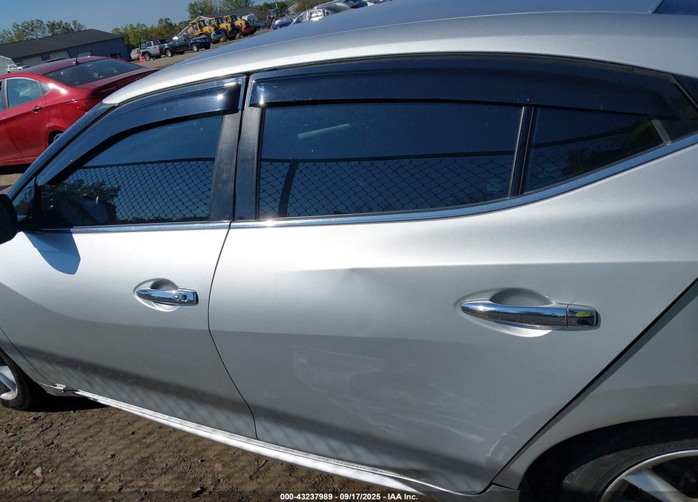 2016 NISSAN MAXIMA VIN: 1N4AA6AP7GC425567