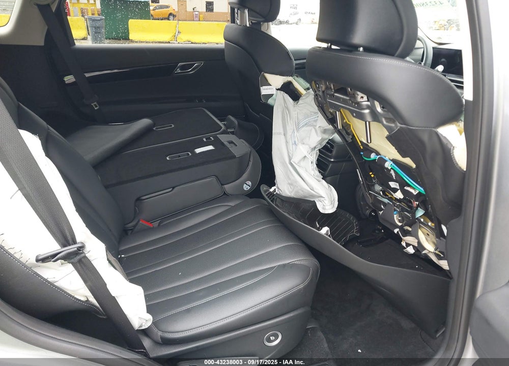 2025 GENESIS GV80 VIN: KMUHFESB3SU255554