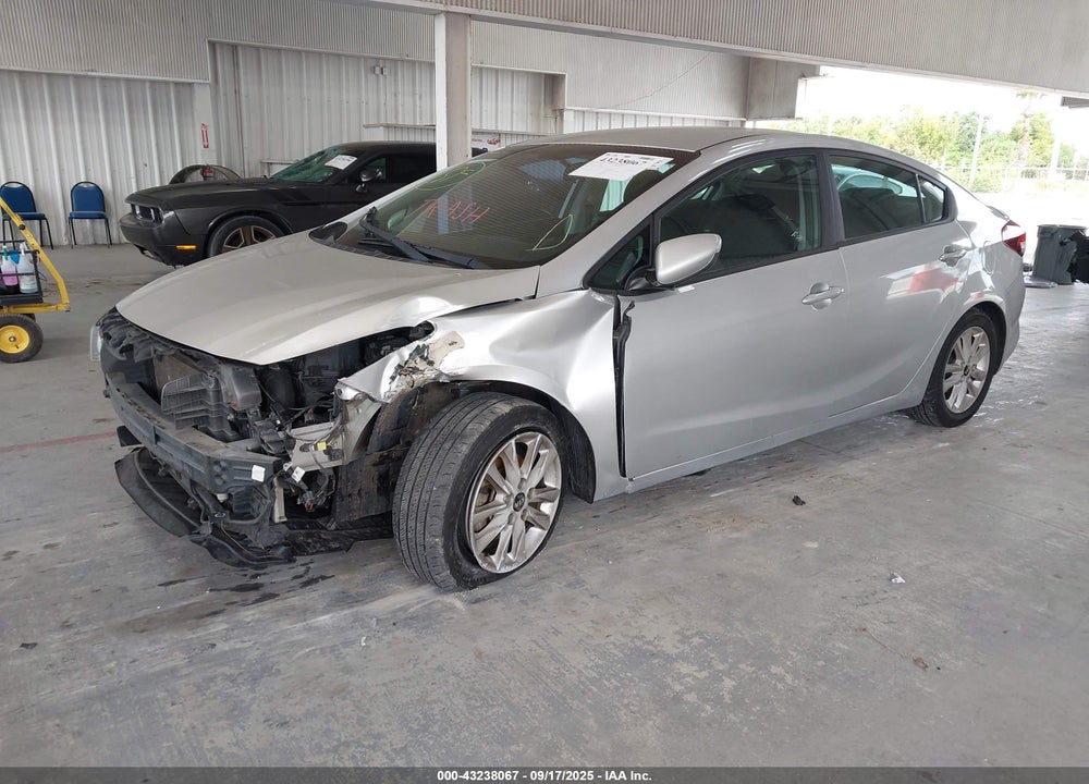 2017 KIA FORTE VIN: 3KPFL4A7XHE014236