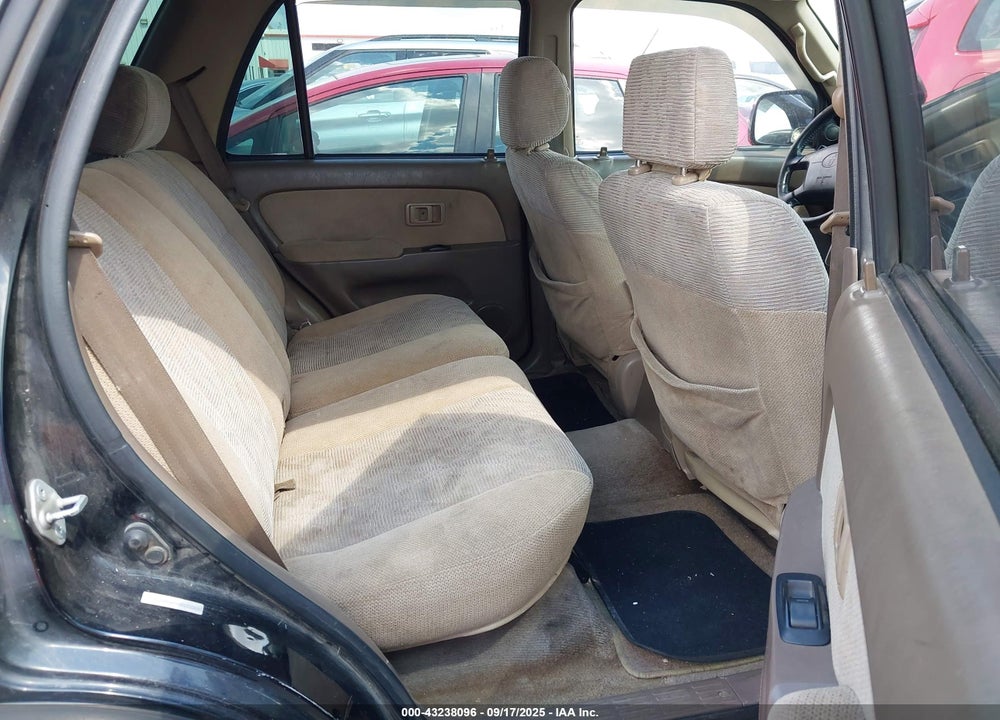 2000 TOYOTA 4RUNNER SR5 V6 VIN: JT3GN86R1Y0173319