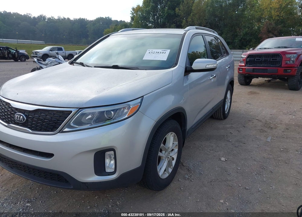 2014 KIA SORENTO VIN: 5XYKT3A6XEG437168