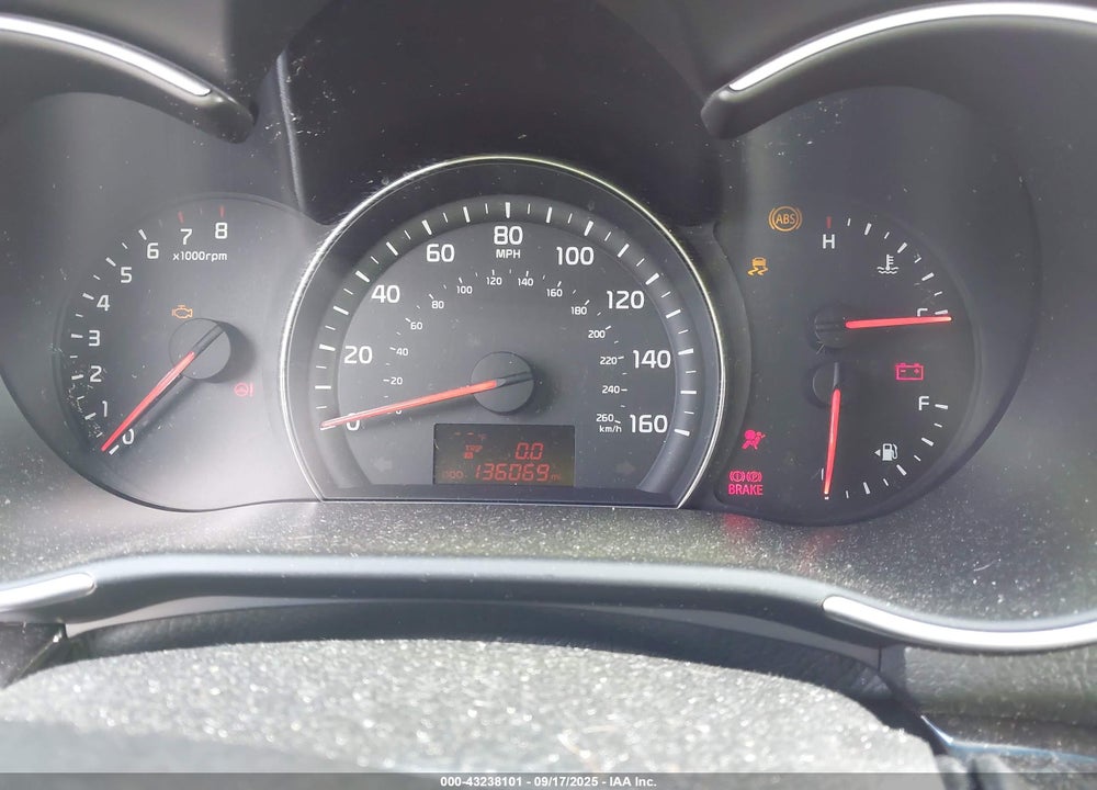 2014 KIA SORENTO VIN: 5XYKT3A6XEG437168