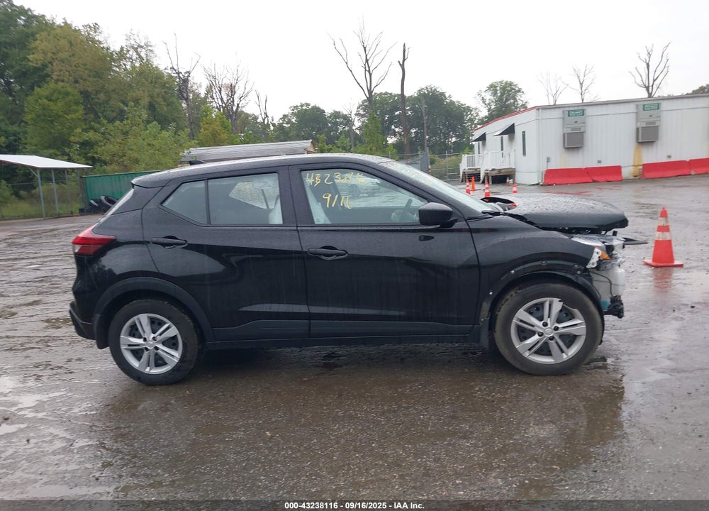 2023 NISSAN KICKS VIN: 3N1CP5BV7PL502082
