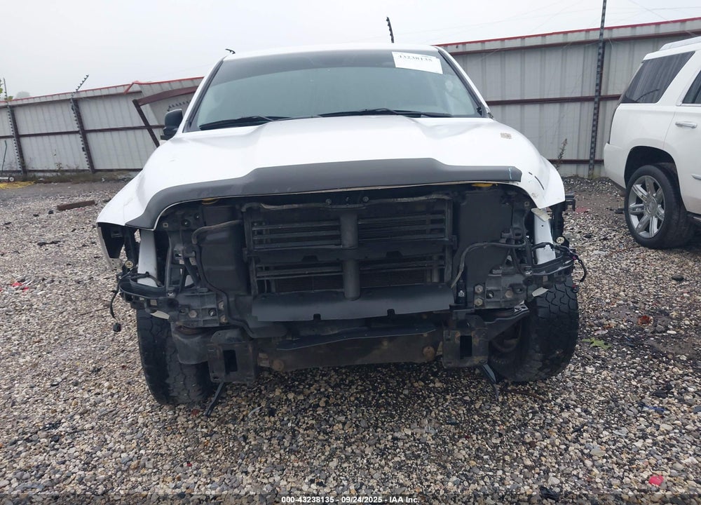 2019 RAM 1500 CLASSIC TRADESMAN 4X4 6'4 BOX VIN: 1C6RR7FTXKS710996