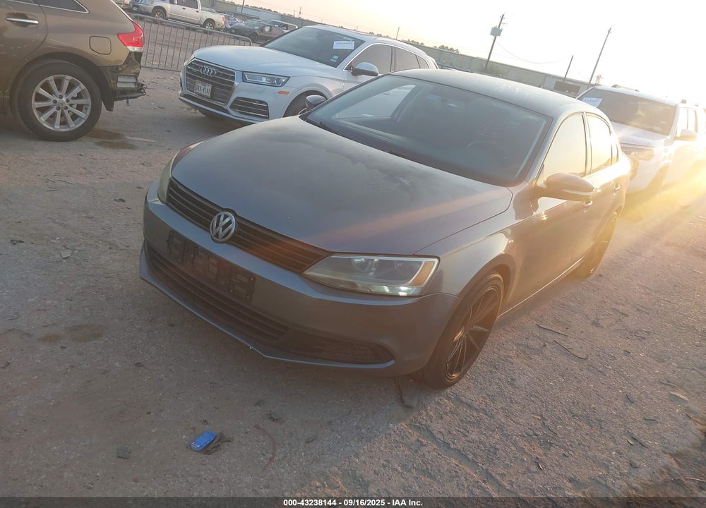 2012 VOLKSWAGEN JETTA VIN: 3VWBP7AJ7CM106335