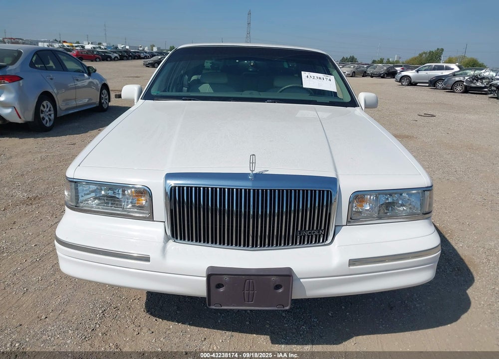 1997 LINCOLN TOWN CAR EXECUTIVE VIN: 1LNLM81W6VY693762