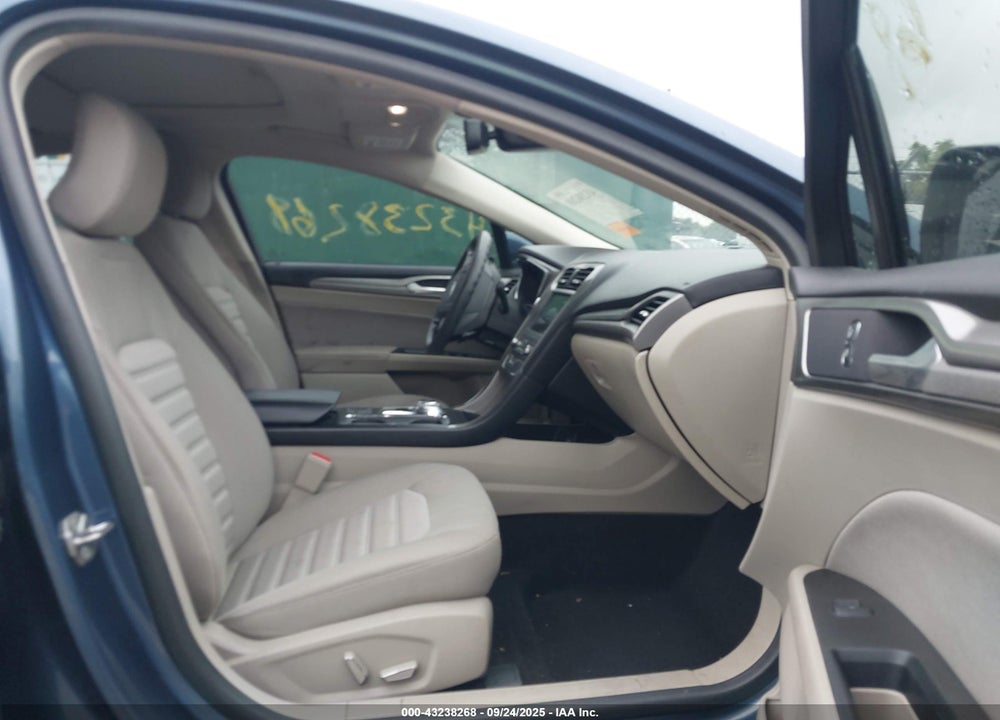 2019 FORD FUSION VIN: 3FA6P0HD7KR172662