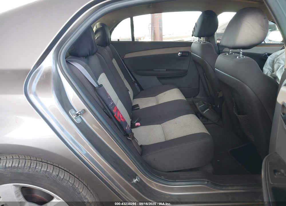 2011 CHEVROLET MALIBU VIN: 1G1ZC5E19BF137539