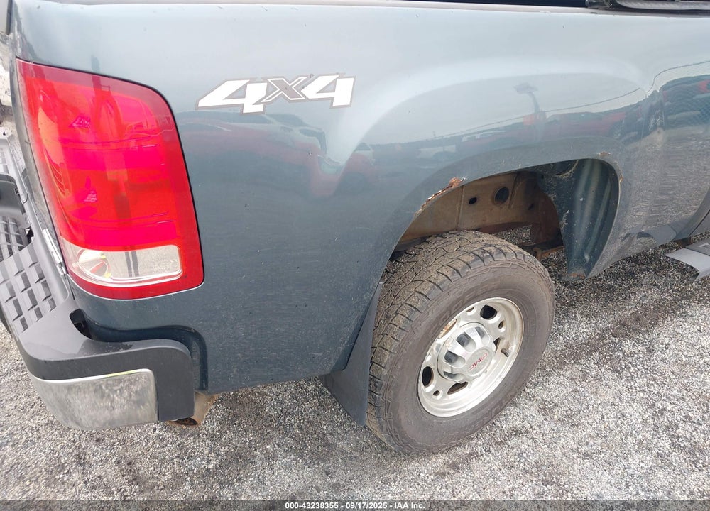 2010 GMC SIERRA 2500HD SLE VIN: 1GT4K0BG3AF149877
