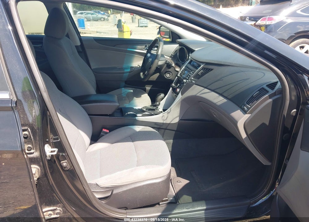 2012 HYUNDAI SONATA VIN: 5NPEB4AC7CH474034
