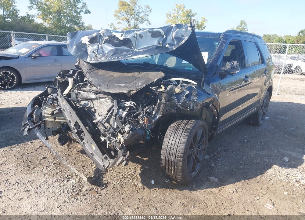 2017 FORD EXPLORER VIN: 1FM5K8D82HGD37976