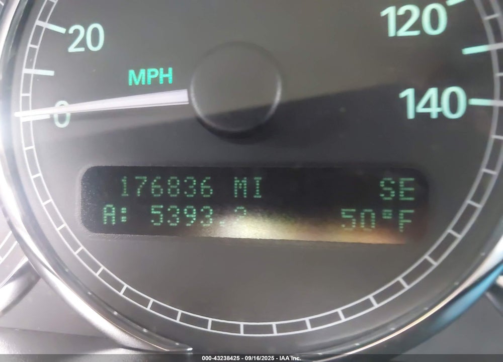 2006 BUICK LACROSSE CXL VIN: 2G4WD582061235895